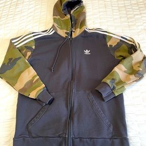 Adidas Mens Camo Zip Hoody, Large. Used, great condition